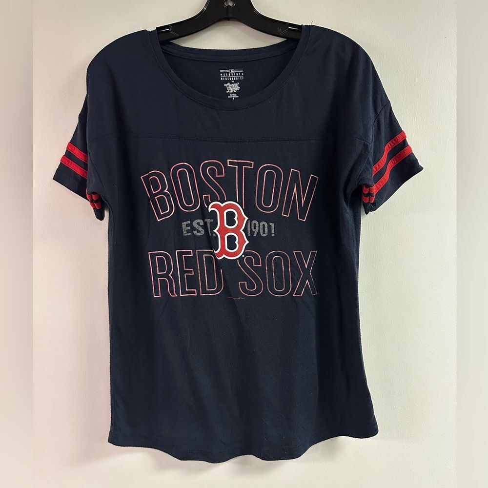 Women’s Boston Red Sox Oversized T-Shirt Size Small